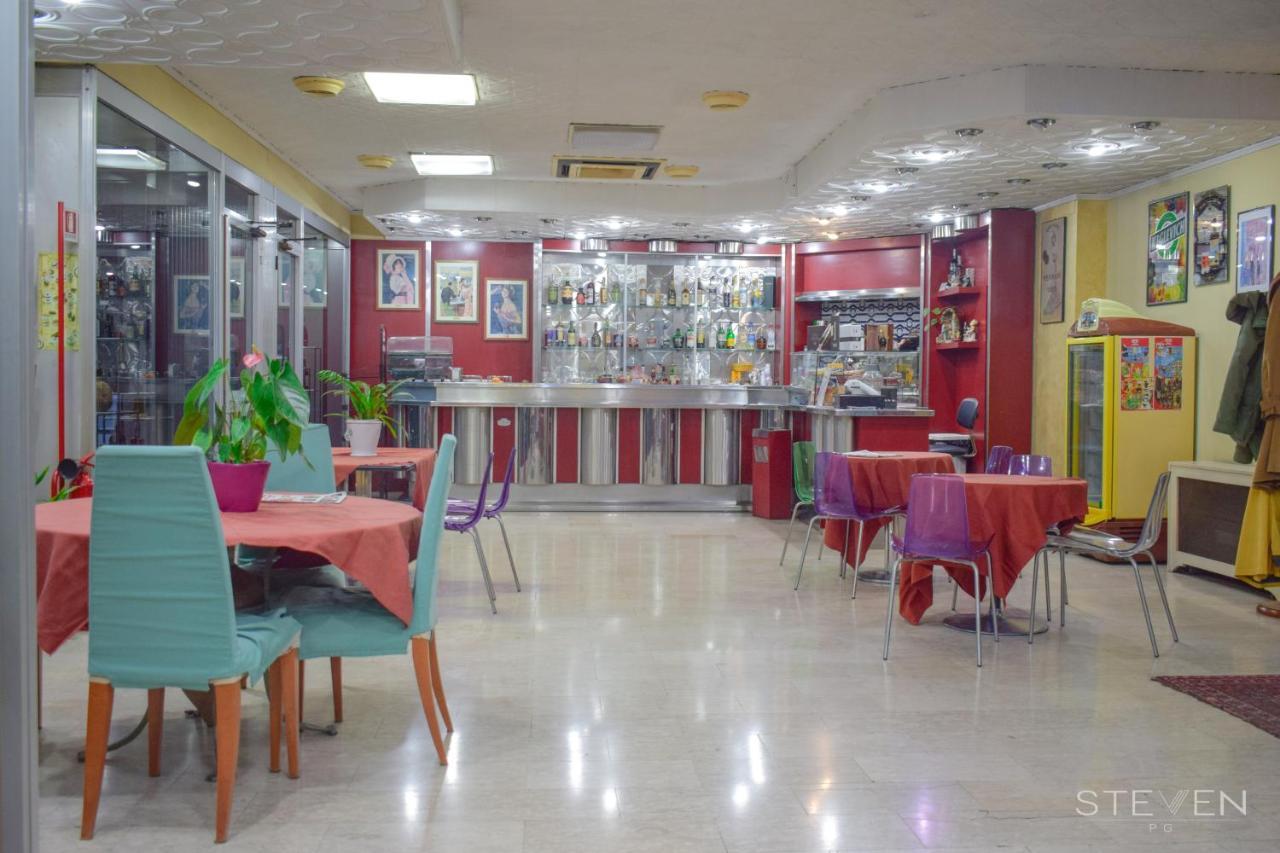 莫墨餐厅酒店 Polistena 外观 照片